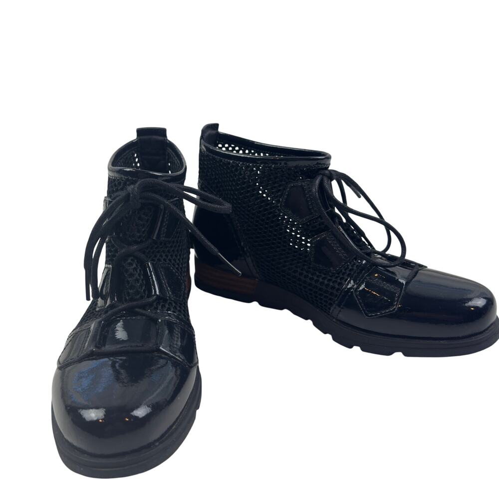 Sorel Major Mesh Patent Leather Lace Up Military Style Boots Women's Size 7